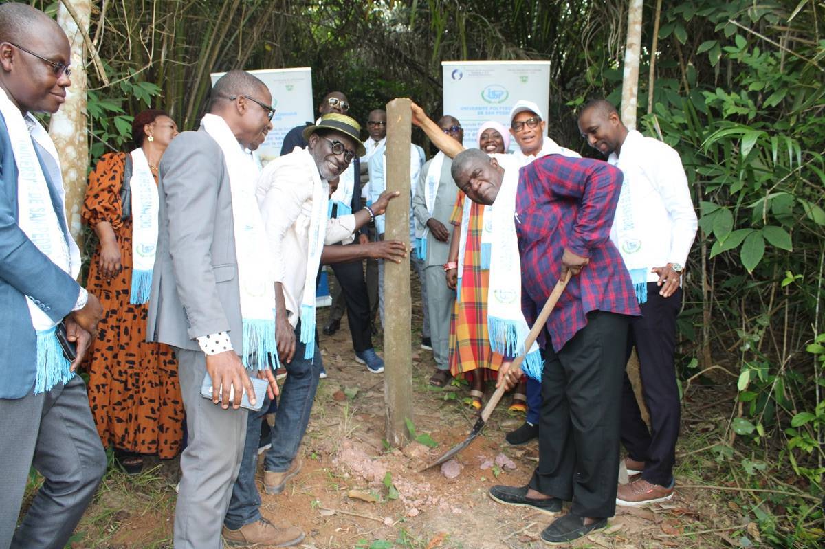 Pose de la première pioche du domaine bini de l’usp