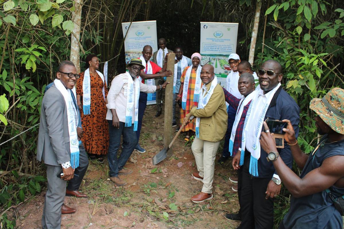 Pose de la première pioche du domaine bini de l’usp