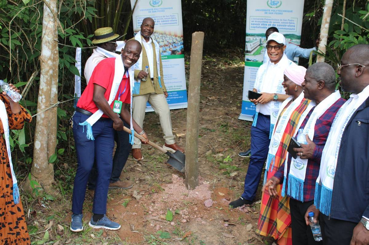 Pose de la première pioche du domaine bini de l’usp